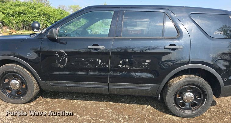 image for item DO7884 2016 Ford Explorer Police Interceptor SUV