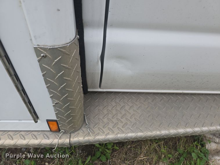 image for item DO7893 1994 Ford E350 ambulance