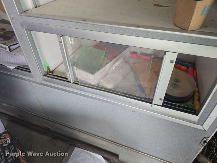 image for item DO7893 1994 Ford E350 ambulance