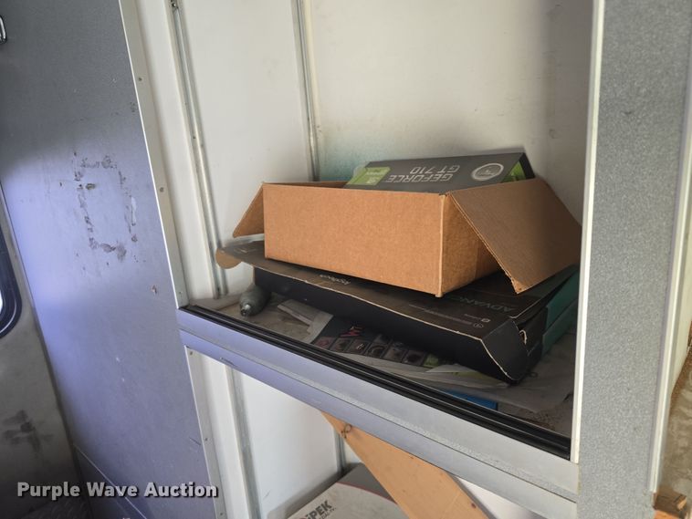 image for item DO7893 1994 Ford E350 ambulance