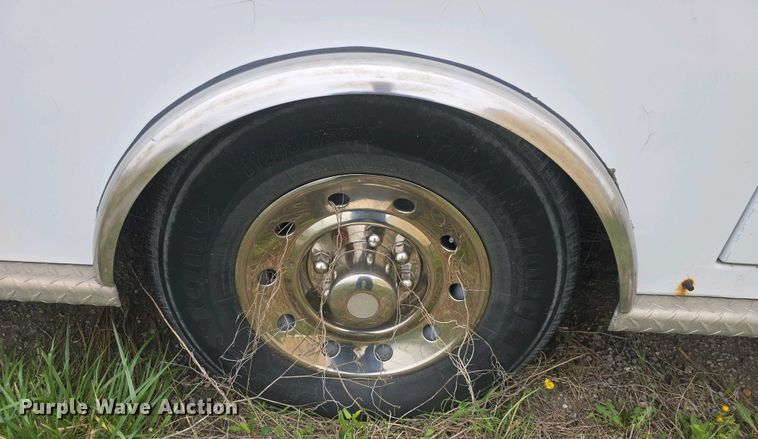 image for item DO7893 1994 Ford E350 ambulance