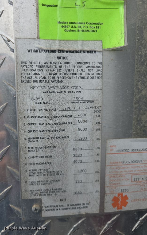 image for item DO7893 1994 Ford E350 ambulance