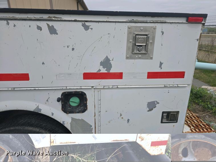 image for item DO7894 2012 Ford F450 Super Duty SuperCab utility / service truck