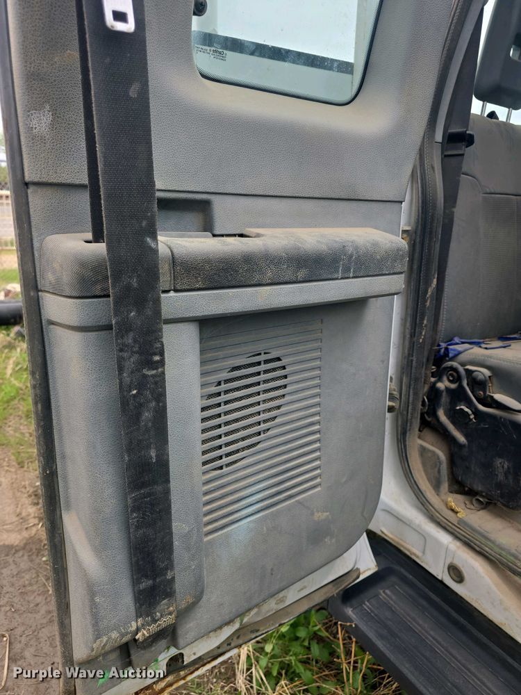 image for item DO7894 2012 Ford F450 Super Duty SuperCab utility / service truck