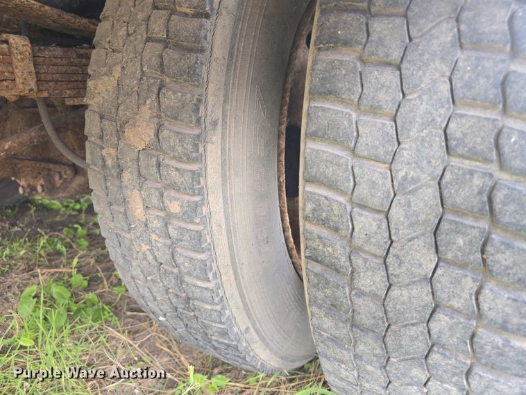 image for item DO7894 2012 Ford F450 Super Duty SuperCab utility / service truck