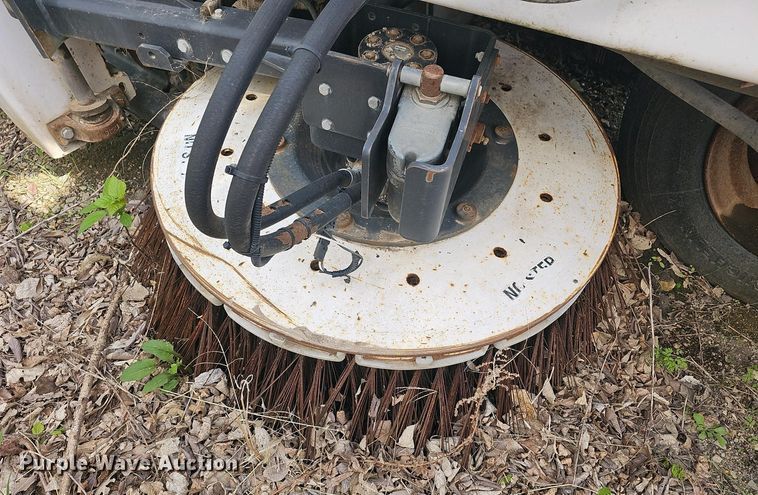 image for item DO7903 2008 Allianz Johnston street sweeper