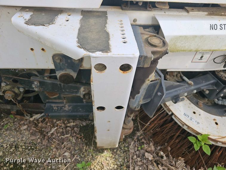 image for item DO7903 2008 Allianz Johnston street sweeper