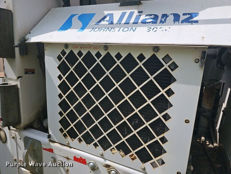 image for item DO7903 2008 Allianz Johnston street sweeper