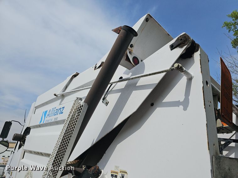 image for item DO7903 2008 Allianz Johnston street sweeper