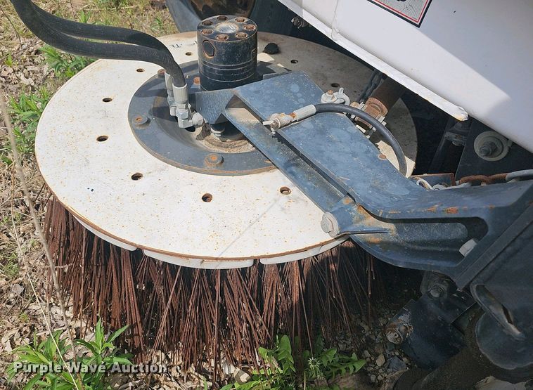 image for item DO7903 2008 Allianz Johnston street sweeper