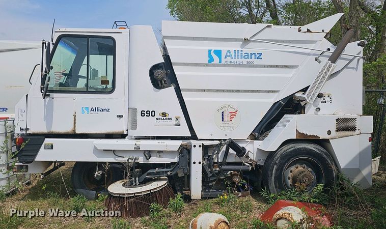 image for item DO7903 2008 Allianz Johnston street sweeper