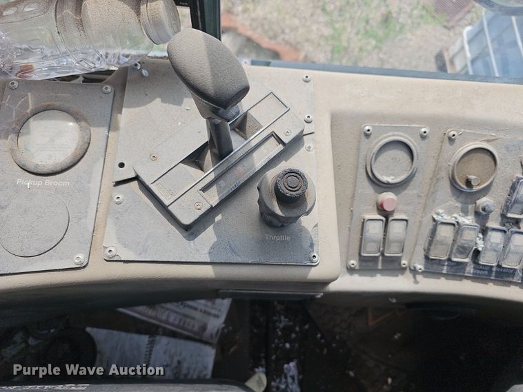 image for item DO7903 2008 Allianz Johnston street sweeper