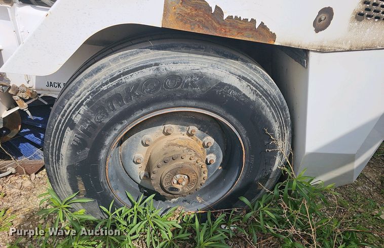 image for item DO7903 2008 Allianz Johnston street sweeper