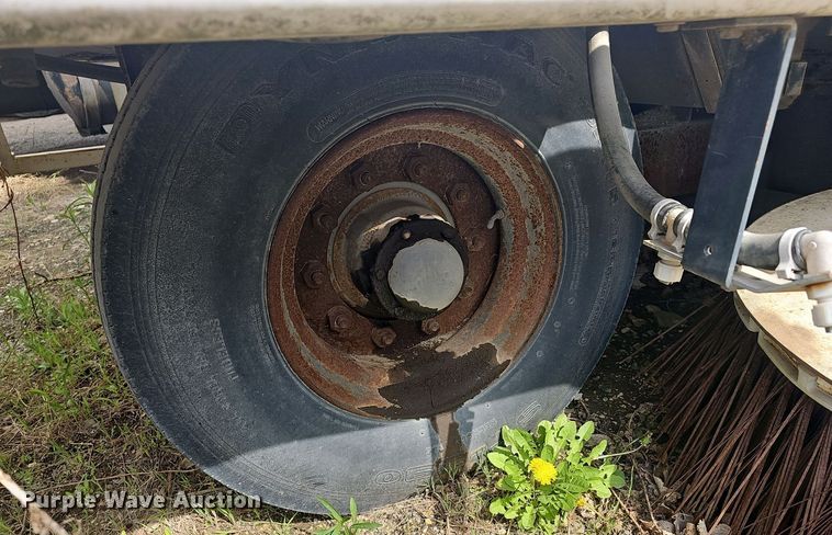 image for item DO7903 2008 Allianz Johnston street sweeper