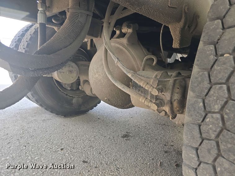 image for item DO7904 2016 Mack LEU633 refuse truck