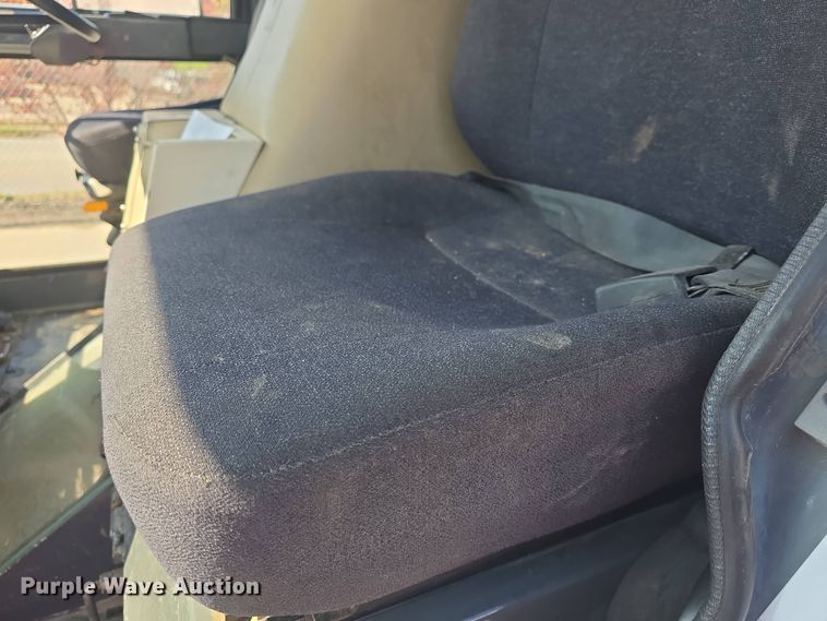 image for item DO7905 2014 Ravo B.V. Ravo 5 Series 540 street sweeper