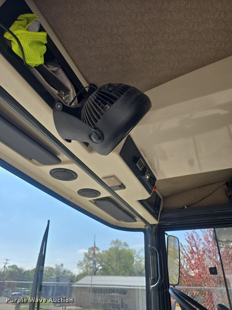 image for item DO7905 2014 Ravo B.V. Ravo 5 Series 540 street sweeper