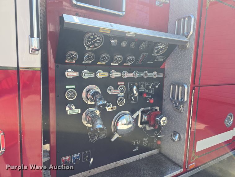 image for item DO7907 1993 HME pumper fire truck