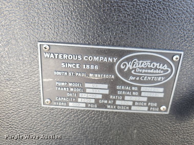 image for item DO7907 1993 HME pumper fire truck