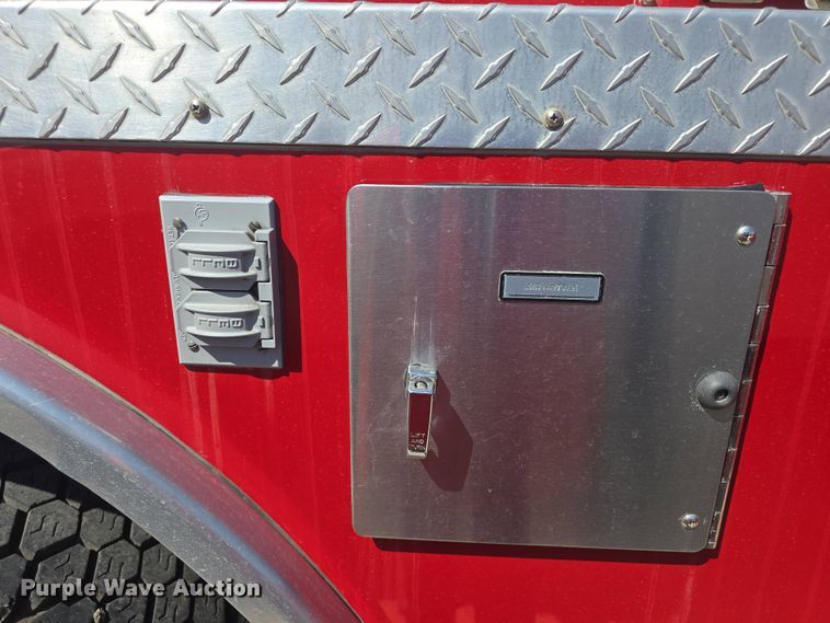 image for item DO7907 1993 HME pumper fire truck