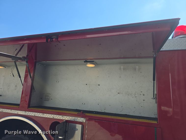 image for item DO7907 1993 HME pumper fire truck