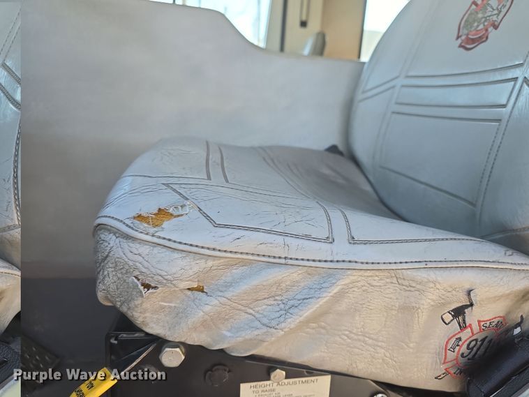 image for item DO7907 1993 HME pumper fire truck