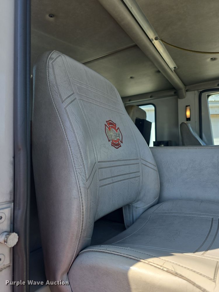 image for item DO7907 1993 HME pumper fire truck