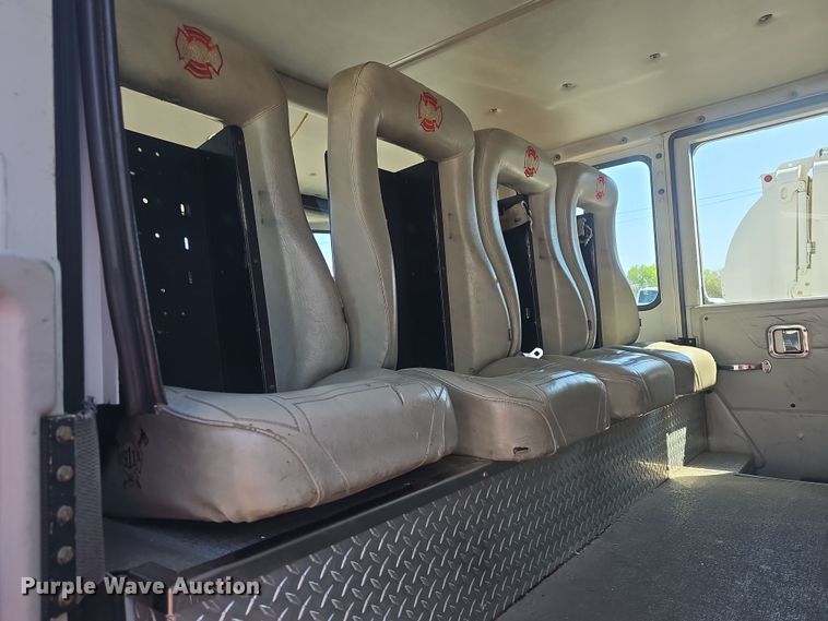 image for item DO7907 1993 HME pumper fire truck