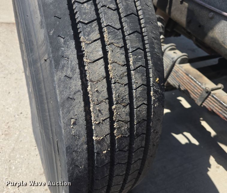 image for item DO7907 1993 HME pumper fire truck