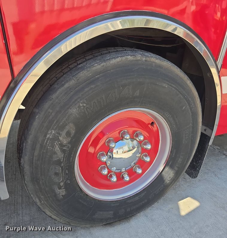 image for item DO7907 1993 HME pumper fire truck