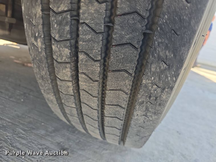 image for item DO7907 1993 HME pumper fire truck