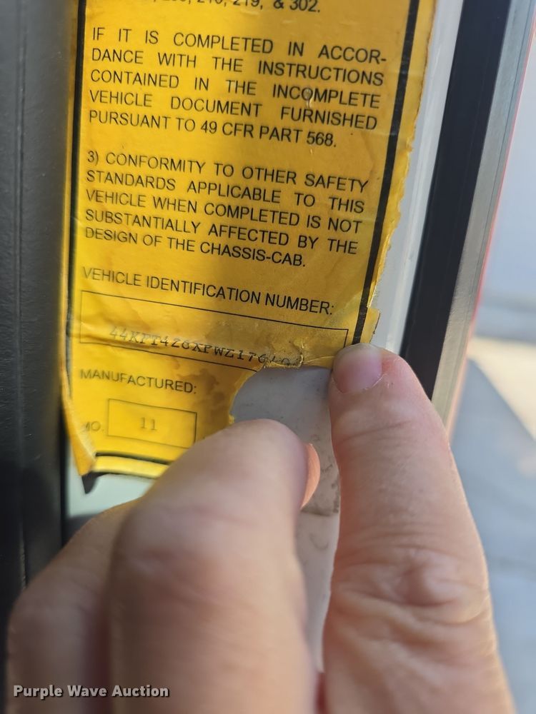 image for item DO7907 1993 HME pumper fire truck