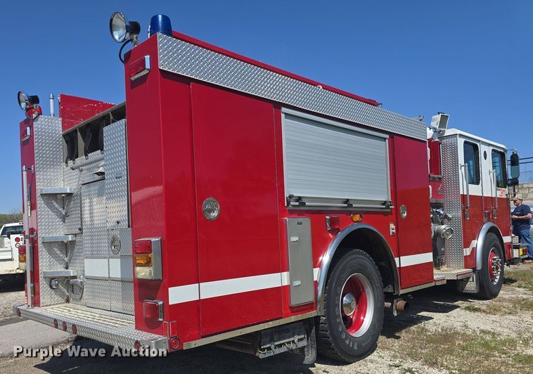 image for item DO7909 2002 HME pumper fire truck