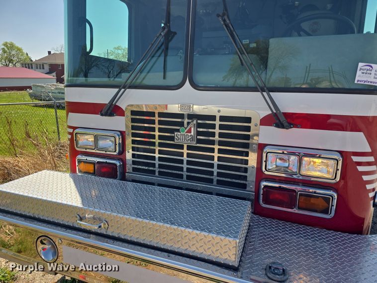 image for item DO7909 2002 HME pumper fire truck