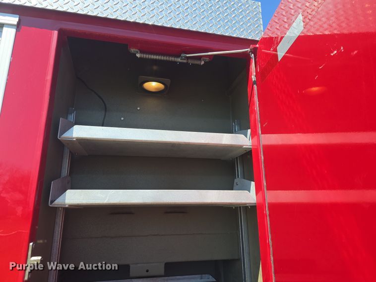 image for item DO7909 2002 HME pumper fire truck