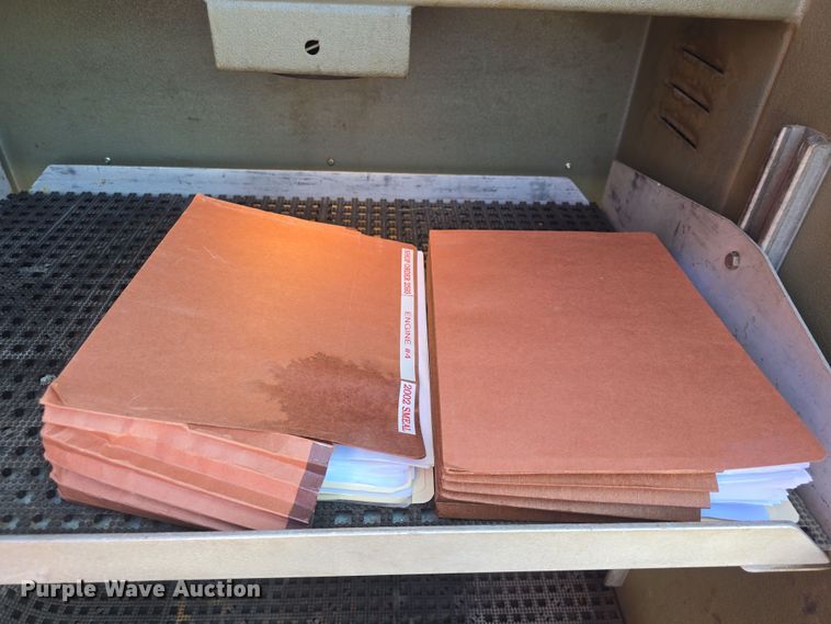 image for item DO7909 2002 HME pumper fire truck