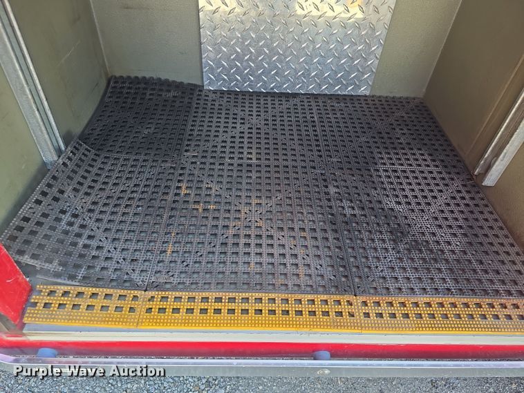 image for item DO7909 2002 HME pumper fire truck