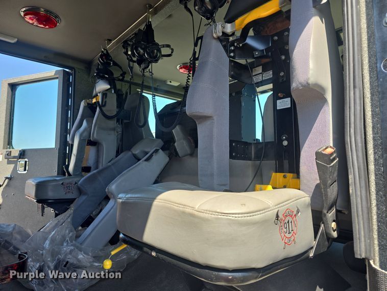 image for item DO7909 2002 HME pumper fire truck