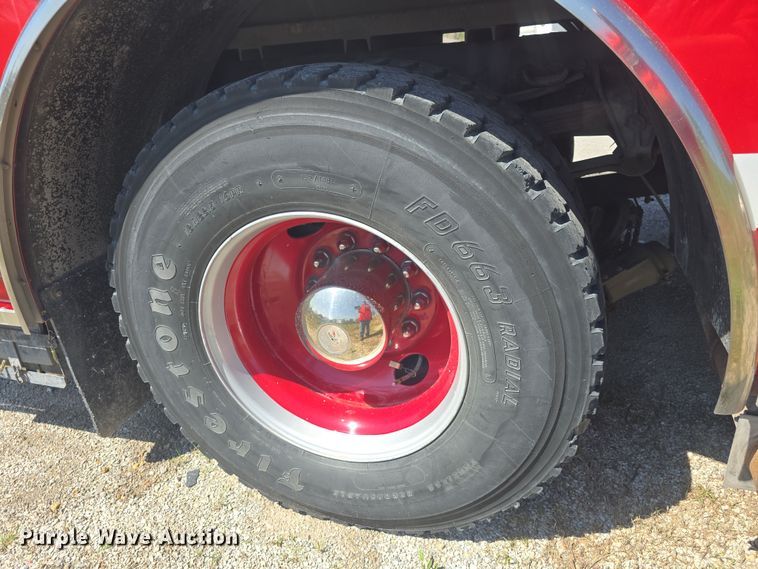 image for item DO7909 2002 HME pumper fire truck