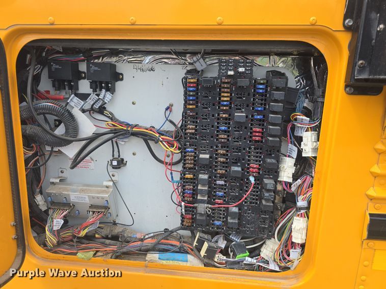 image for item DO7911 2014 Blue Bird school bus