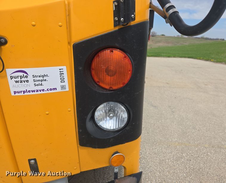 image for item DO7911 2014 Blue Bird school bus