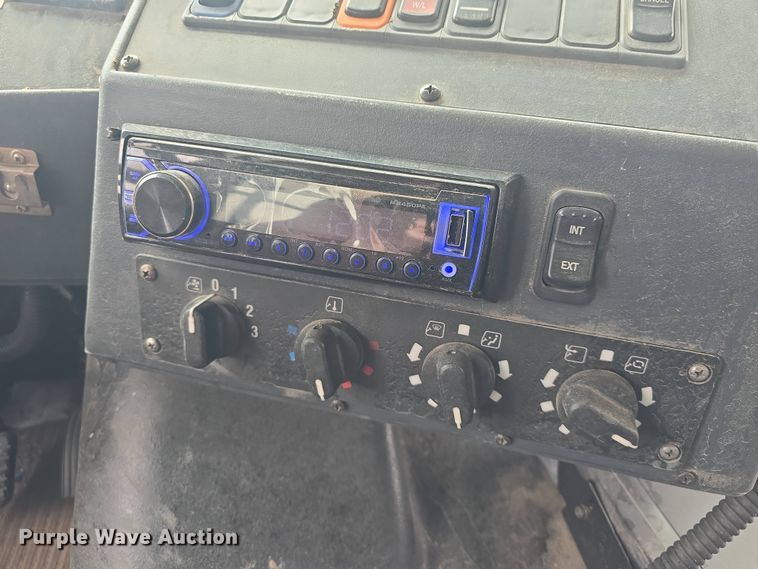 image for item DO7911 2014 Blue Bird school bus