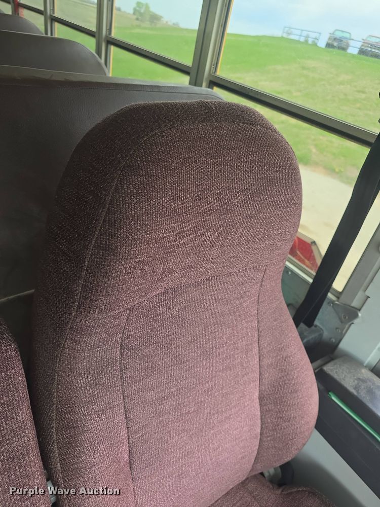 image for item DO7911 2014 Blue Bird school bus