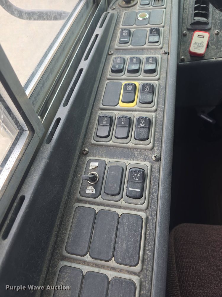 image for item DO7911 2014 Blue Bird school bus