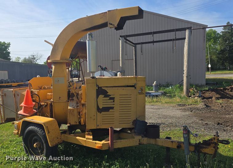 image for item DO7912 1985 Brush Bandit wood chipper