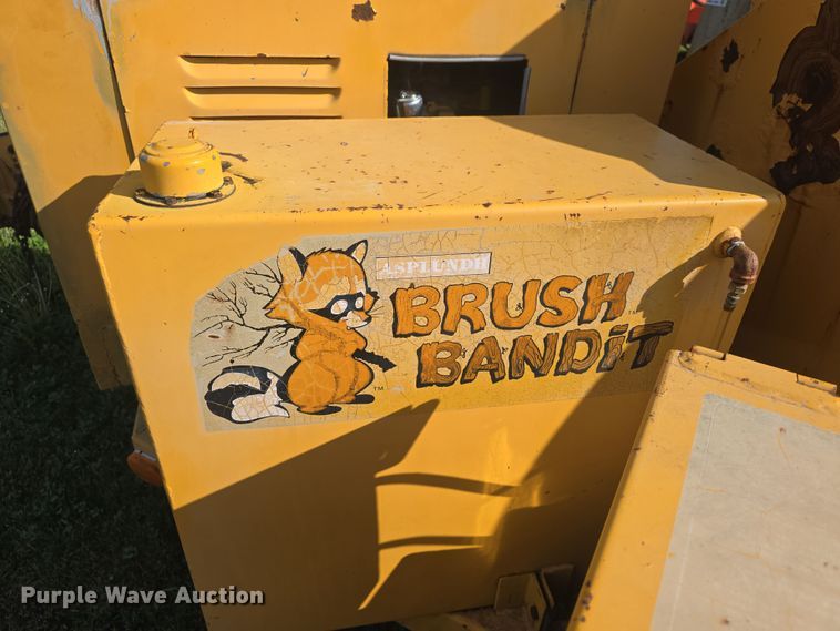 image for item DO7912 1985 Brush Bandit wood chipper