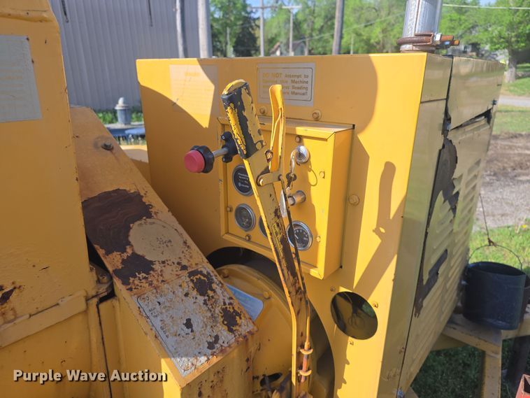 image for item DO7912 1985 Brush Bandit wood chipper