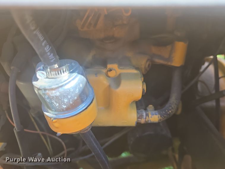 image for item DO7912 1985 Brush Bandit wood chipper