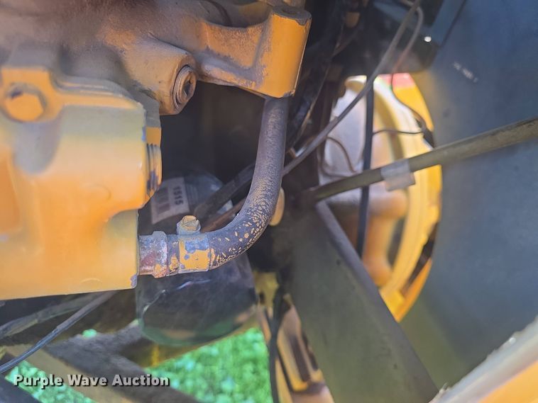 image for item DO7912 1985 Brush Bandit wood chipper