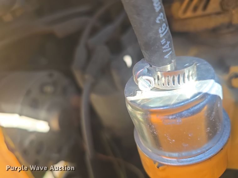 image for item DO7912 1985 Brush Bandit wood chipper